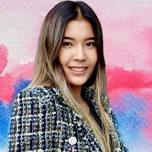 Meet your Posher, Ainura